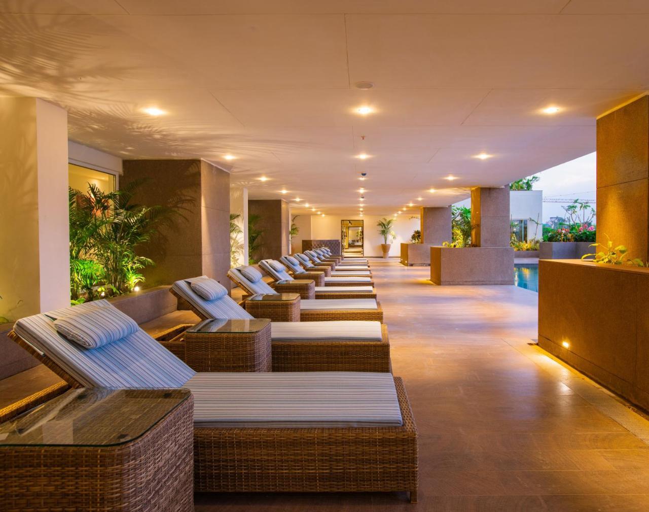 Lemon Tree Premier City Center Pune Eksteriør bilde