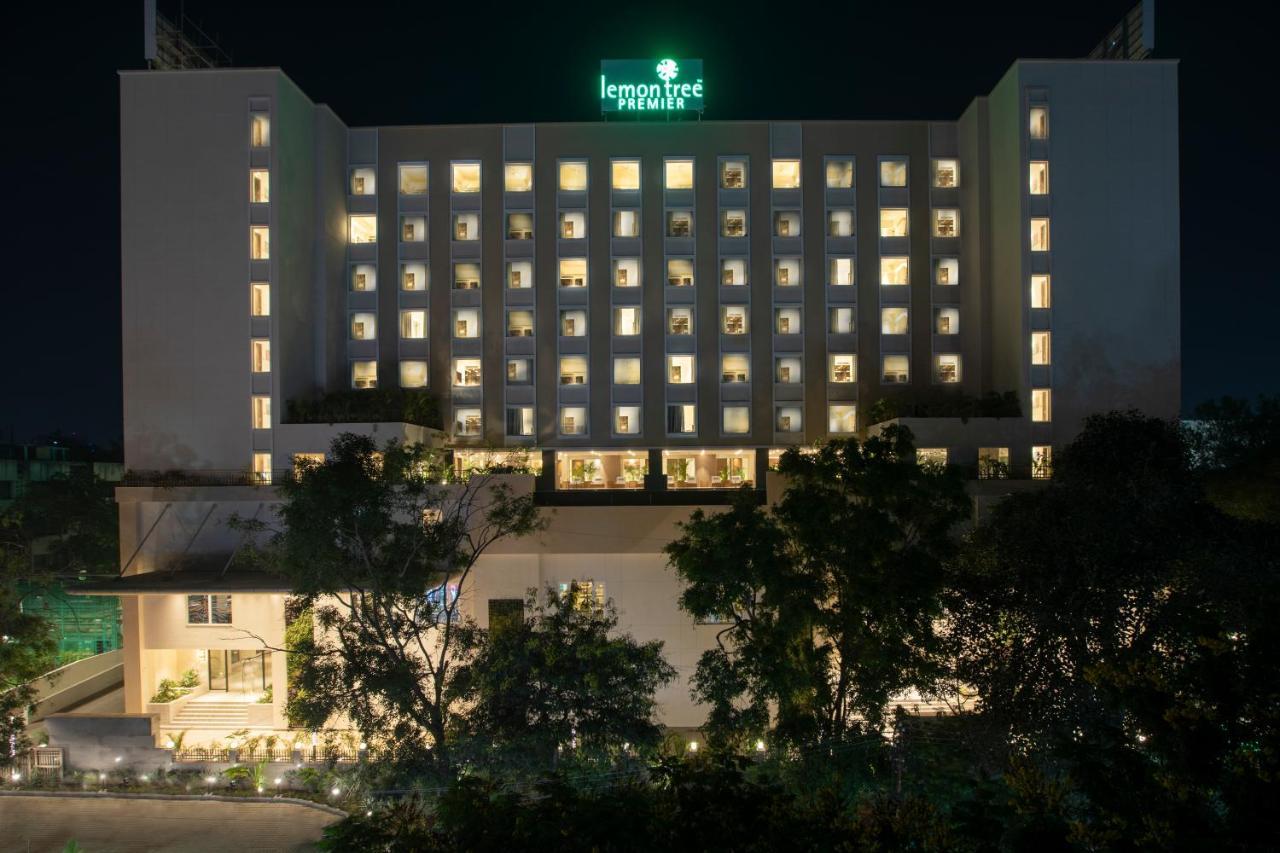 Lemon Tree Premier City Center Pune Eksteriør bilde