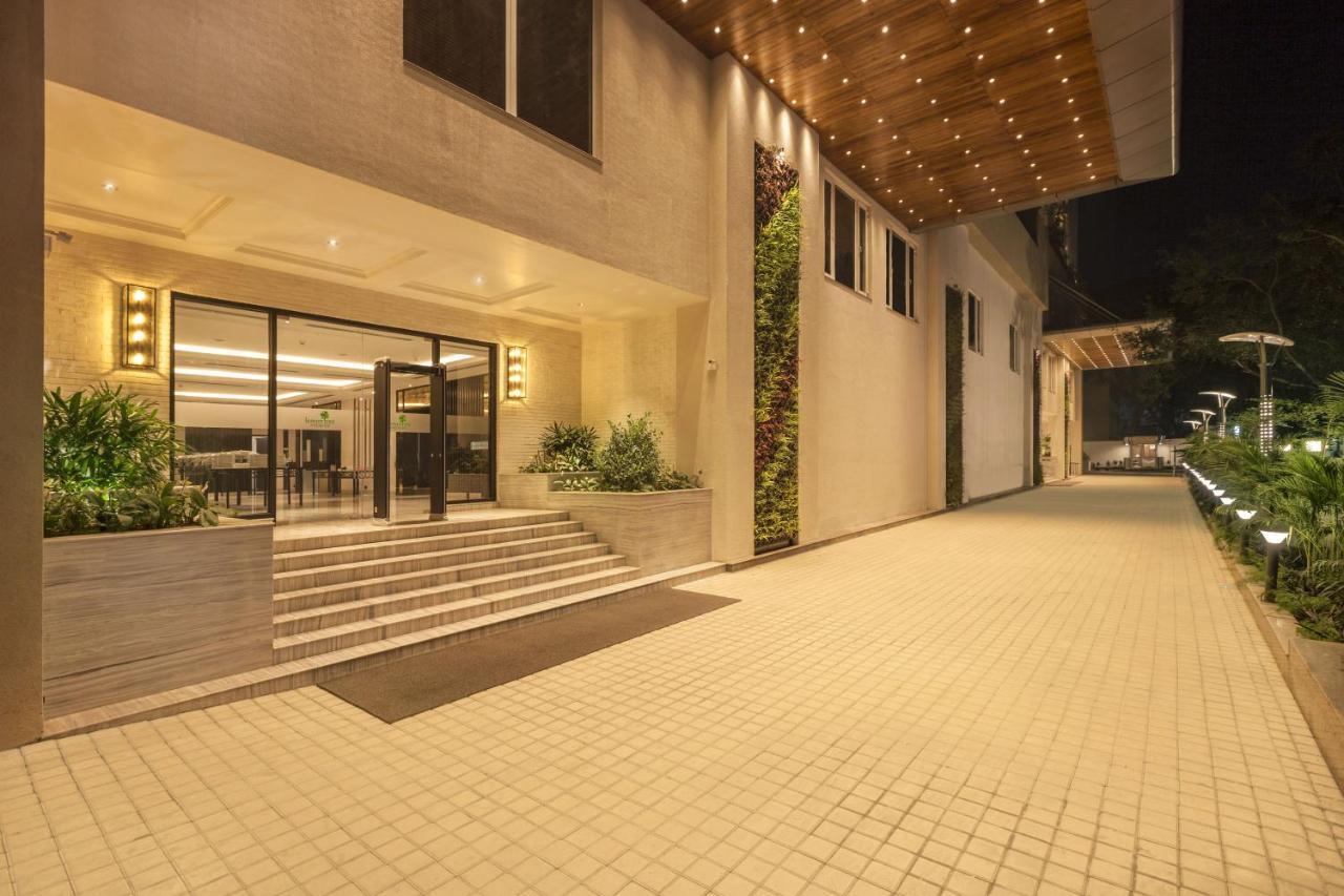 Lemon Tree Premier City Center Pune Eksteriør bilde