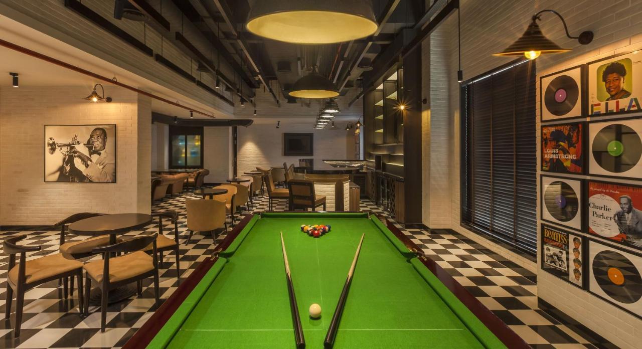 Lemon Tree Premier City Center Pune Eksteriør bilde