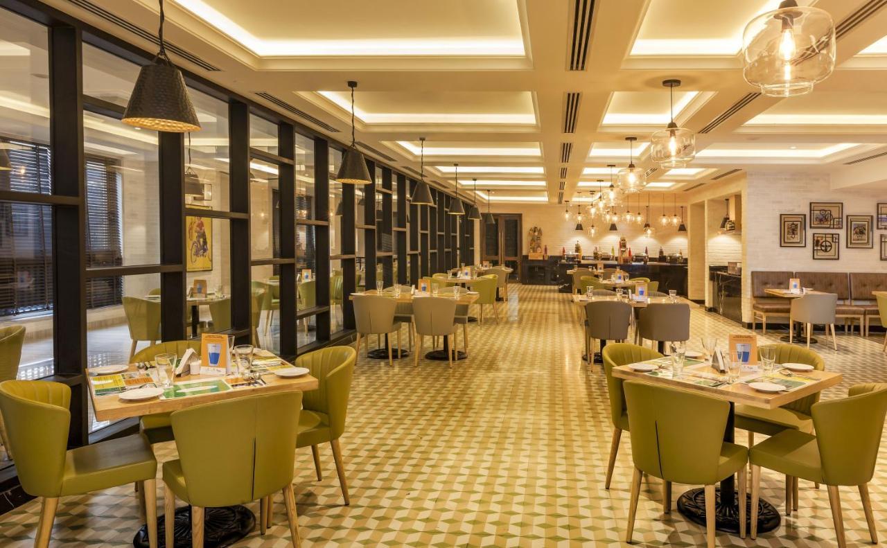 Lemon Tree Premier City Center Pune Eksteriør bilde
